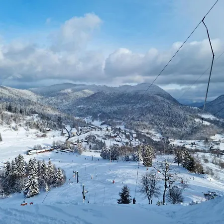 Les Randogodilleurs Avec Jacuzzi A 2kms Des Pistes Et 350m Du Theatre Du Peuple ! 別荘