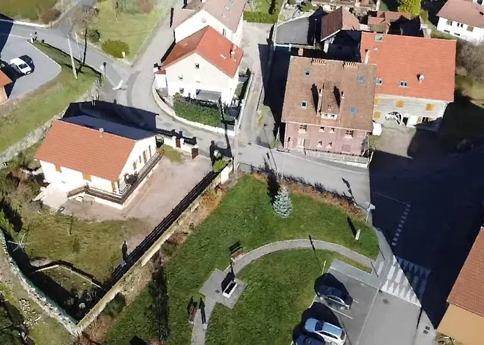 Les Randogodilleurs Avec Jacuzzi A 2kms Des Pistes Et 350m Du Theatre Du Peuple ! 比桑